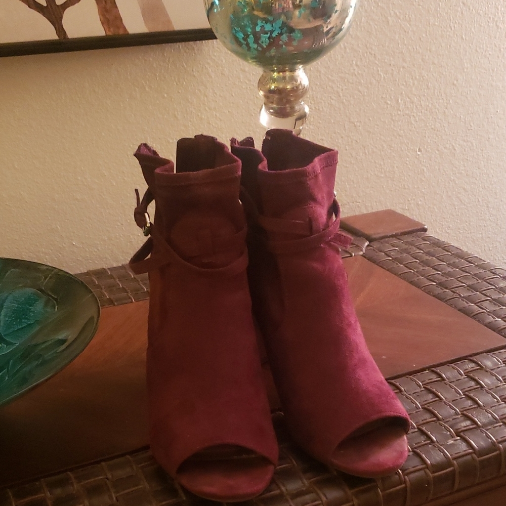 New Directions Maroon Peep-Toe Ankle Boots